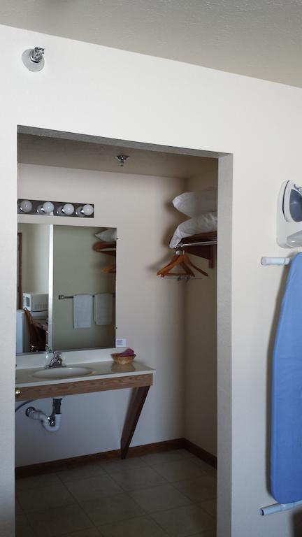 Der Ruhe Blatz Motel Shipshewana Exteriör bild